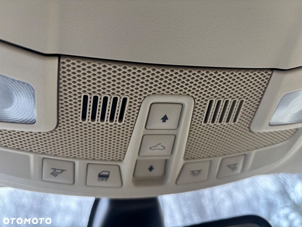 Ford Fusion 2.0 EcoBoost Titanium - 21