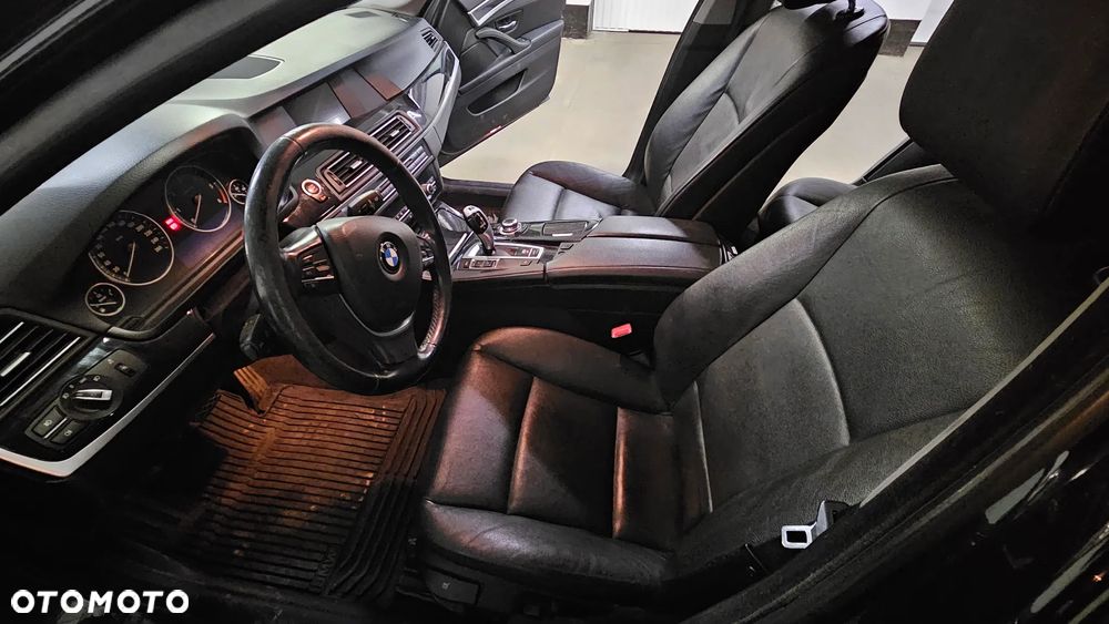 BMW Seria 5 520d - 6