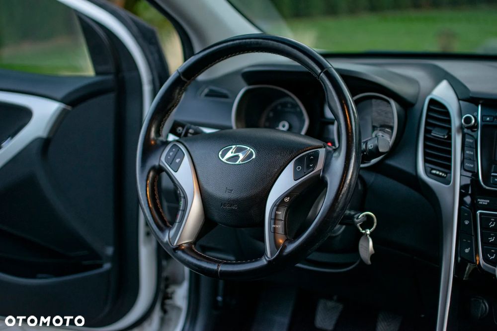 Hyundai i30 - 38
