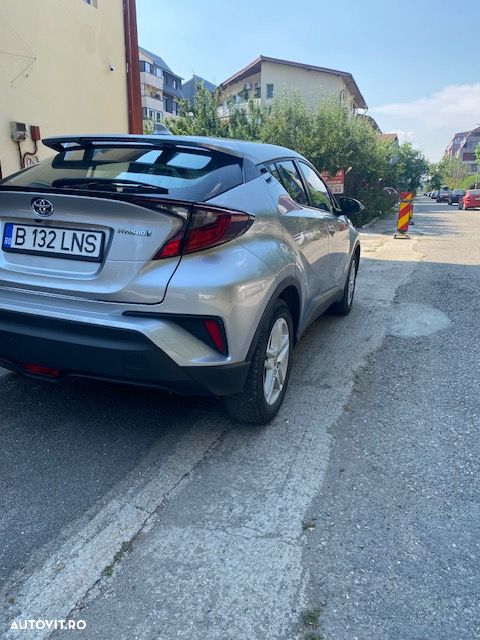 TOYOTA C-HR 2022 — imagine 3
