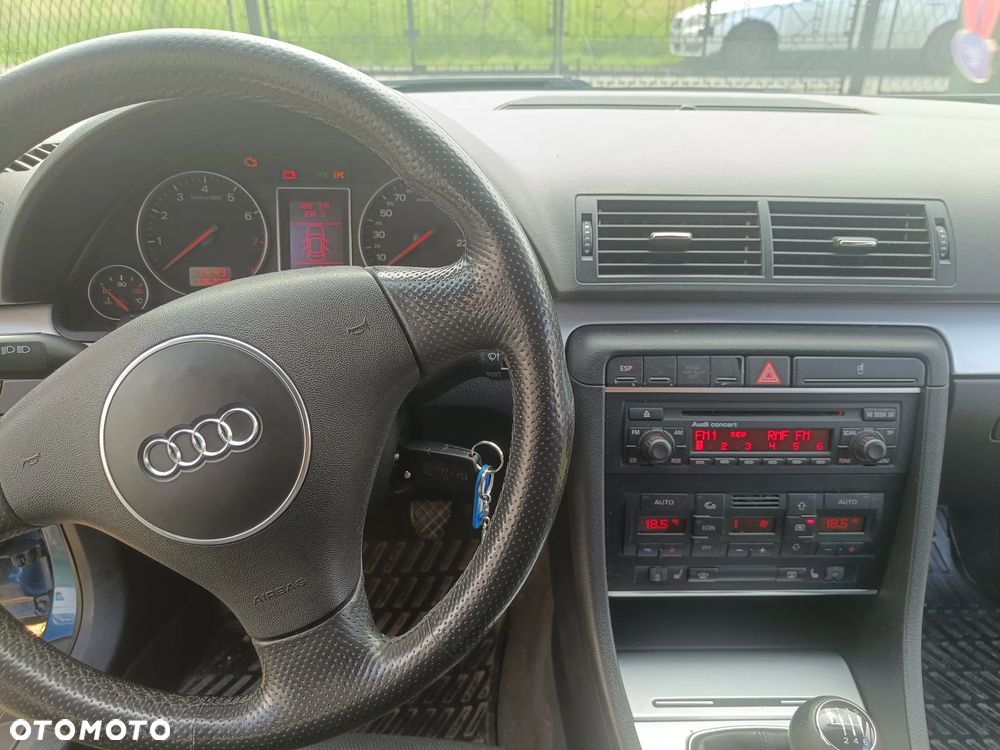 Audi A4 Avant 1.8T Quattro - 11