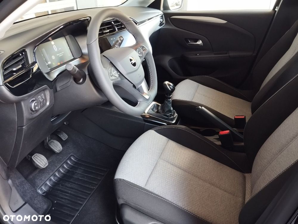 Opel Corsa - 11