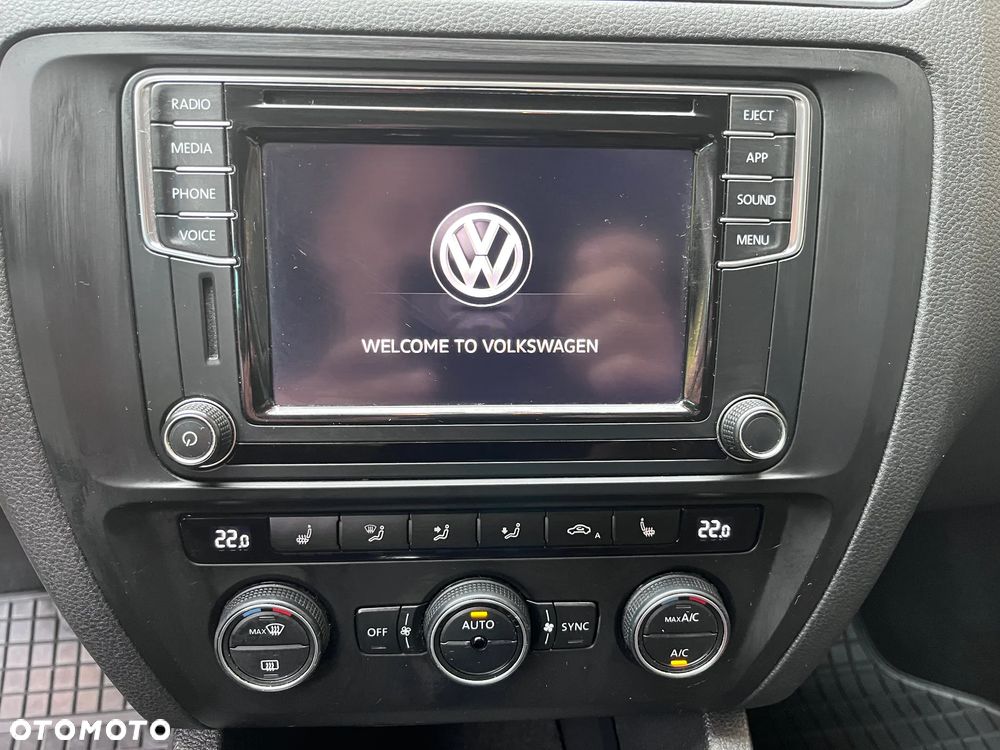 Volkswagen Jetta 1.4 TSI BMT Comfortline - 29