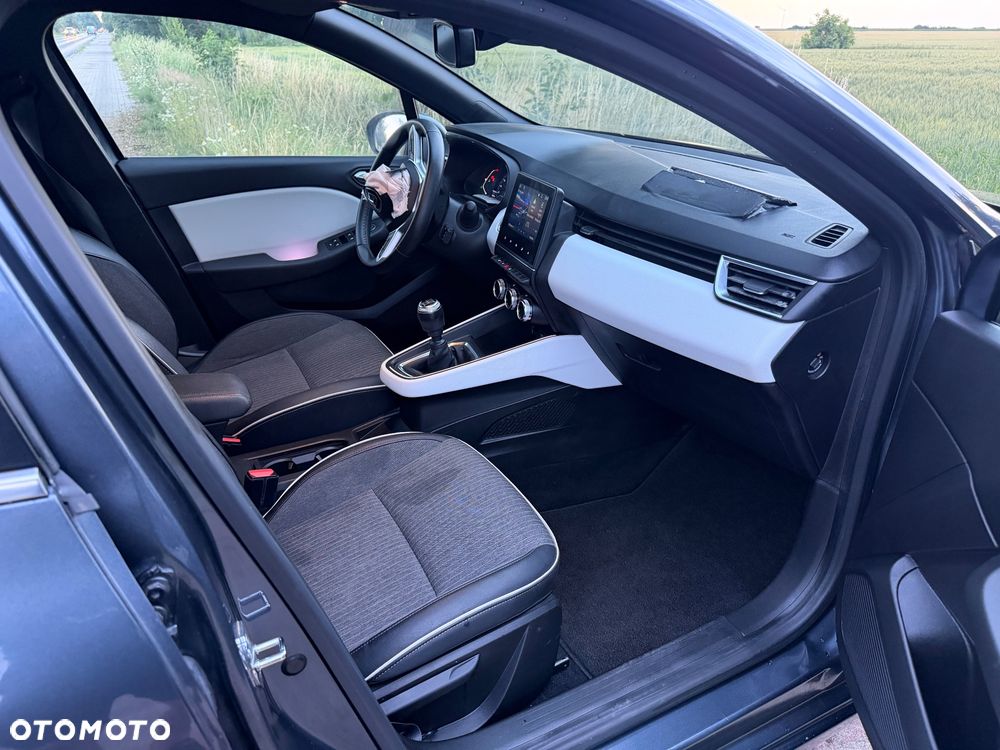 Renault Clio TCe 90 EVOLUTION - 11