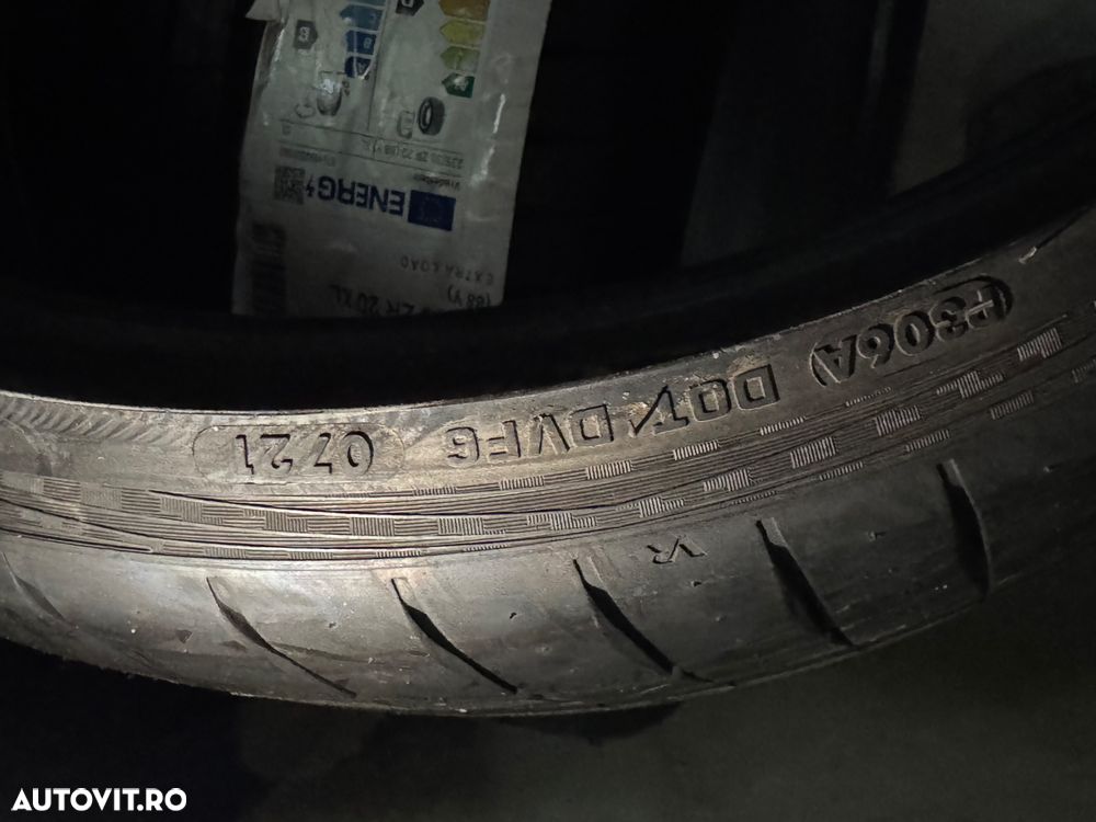 Vând 2 anvelope 235/30/20 vredestein de vară noi - 4