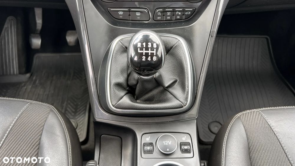 Ford Kuga 2.0 TDCi 4WD Titanium - 23