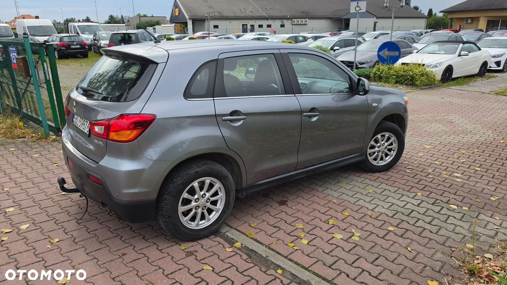 Mitsubishi ASX - 14