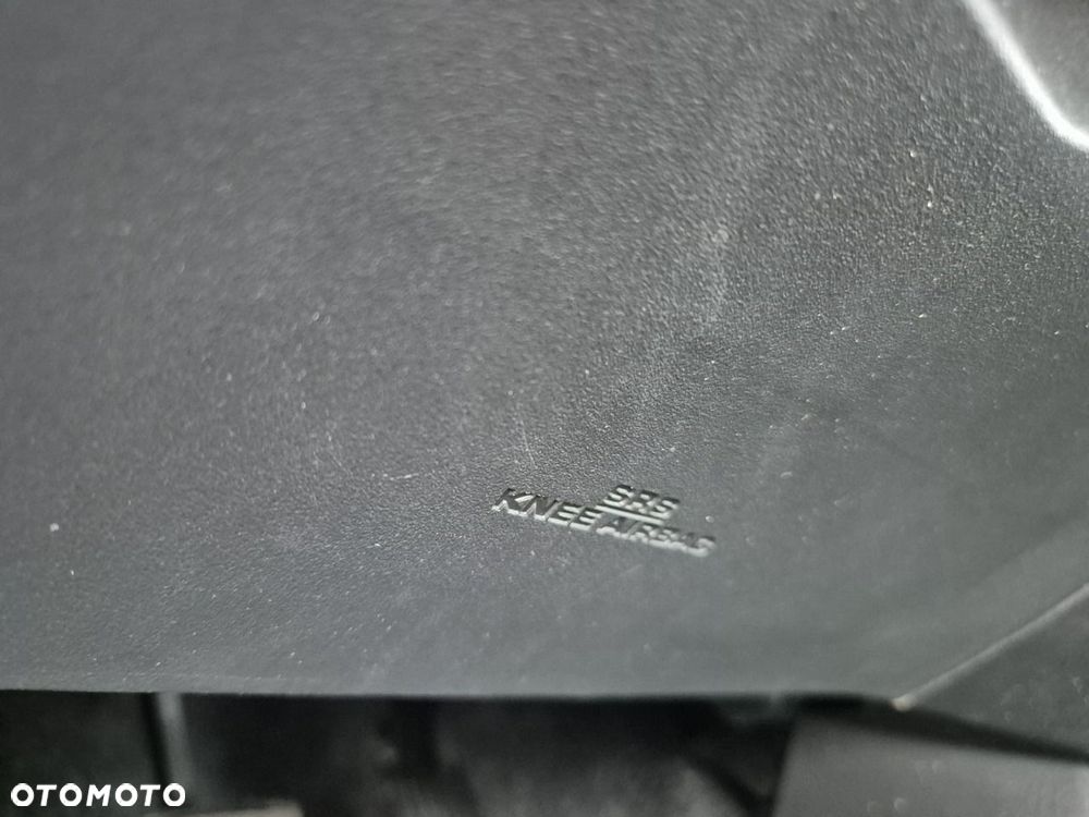 Toyota Yaris - 38