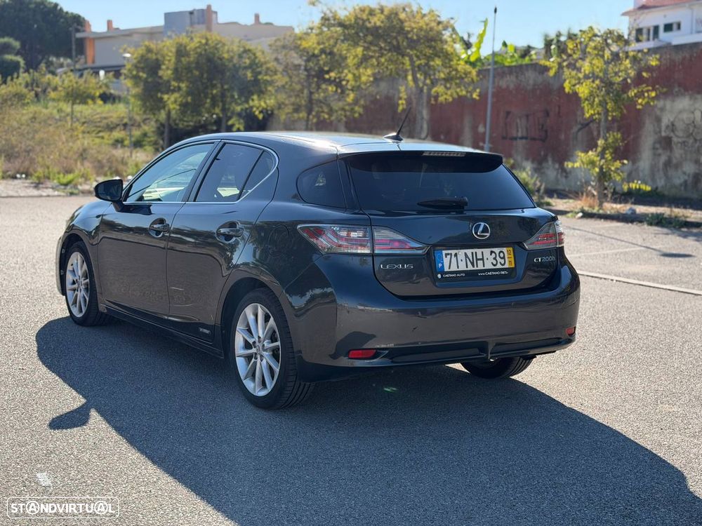 Lexus CT 200h - 7