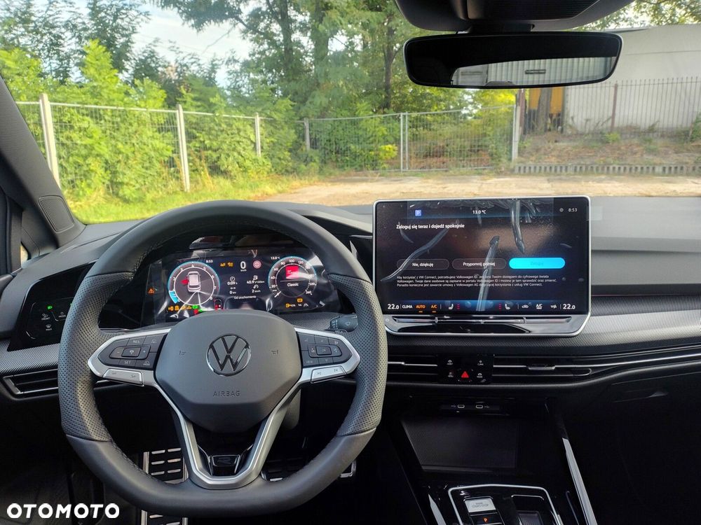 Volkswagen Golf 1.5 eTSI mHEV R-Line Plus DSG - 33