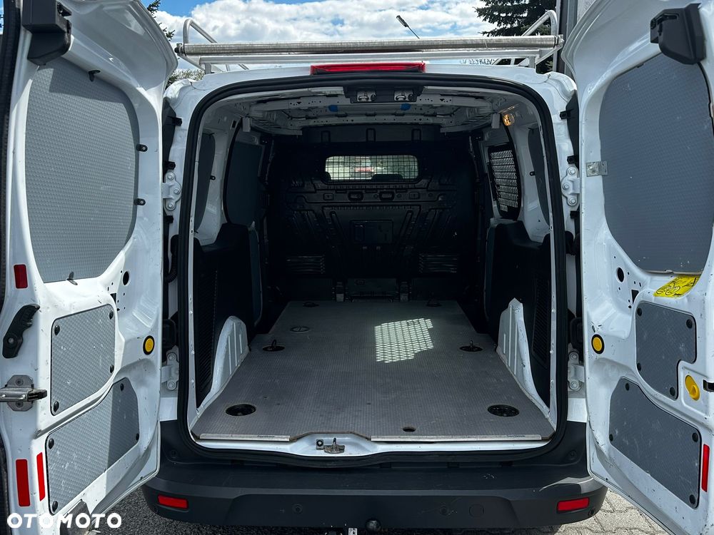 Ford Transit Connect - 8