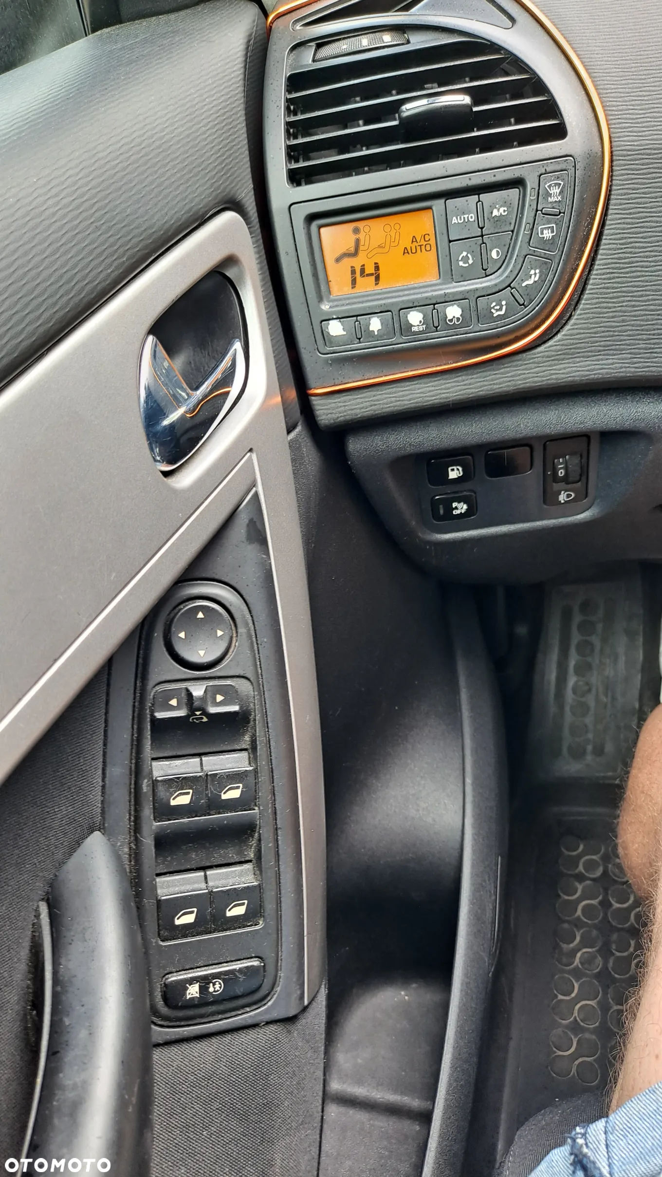 Citroën C4 Picasso - 19