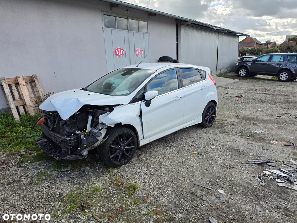 Ford Fiesta - 19