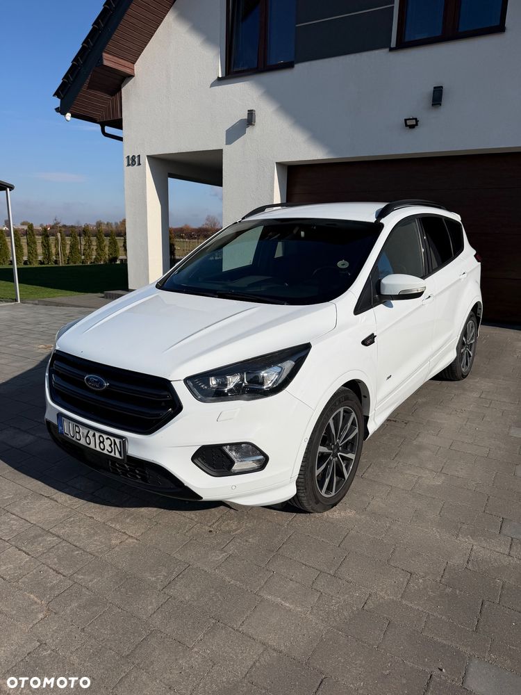 Ford Kuga - 2