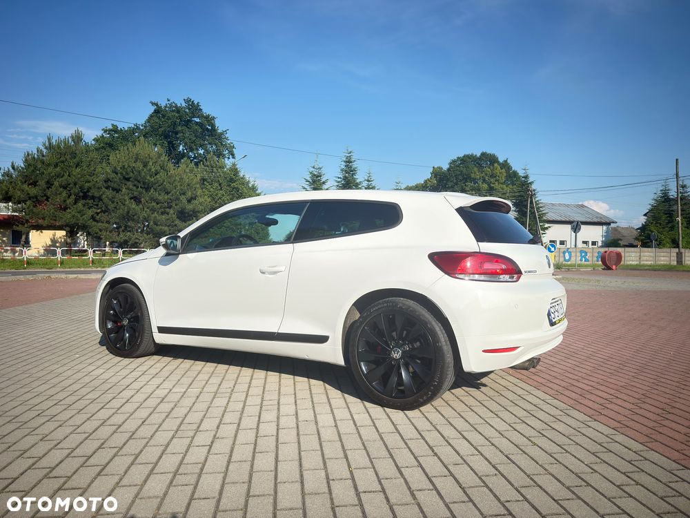 Volkswagen Scirocco 1.4 TSI DSG - 7
