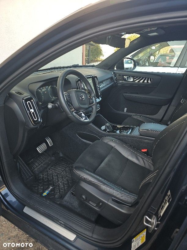 Volvo XC 40 T5 AWD R-Design - 6