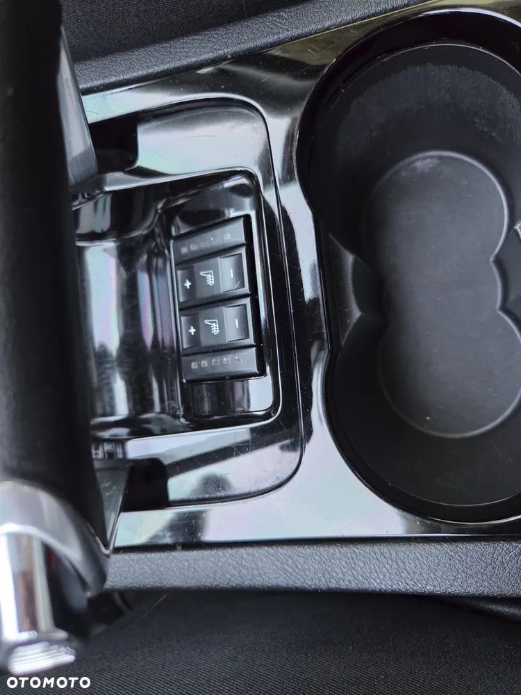 Ford S-Max 2.0 TDCi DPF Titanium - 22