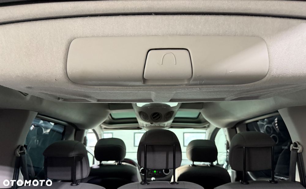 Citroën Berlingo Multispace BlueHDi 120 S&S SHINE - 14