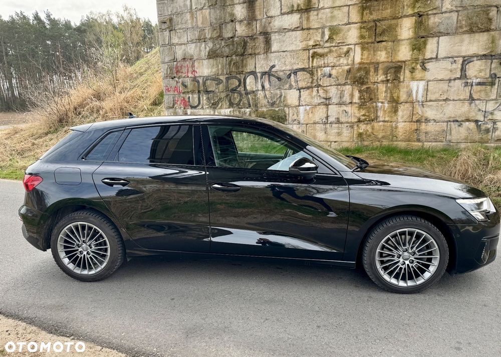Audi A3 Sportback - 3