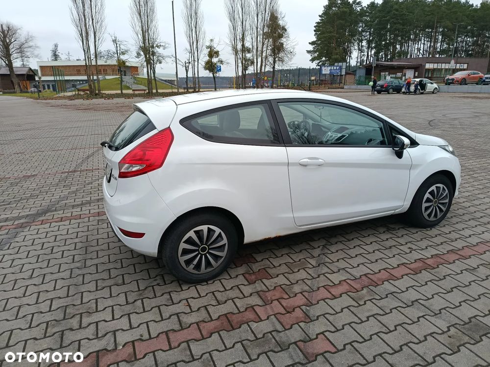 Ford Fiesta - 4