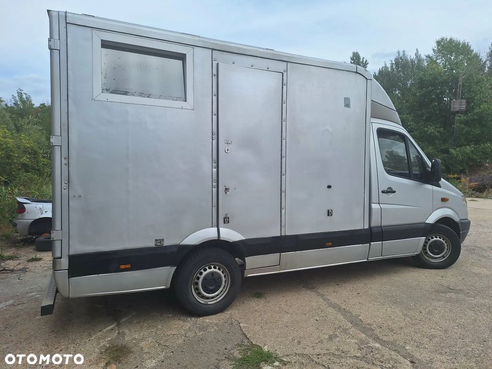 Mercedes-Benz Sprinter - 3