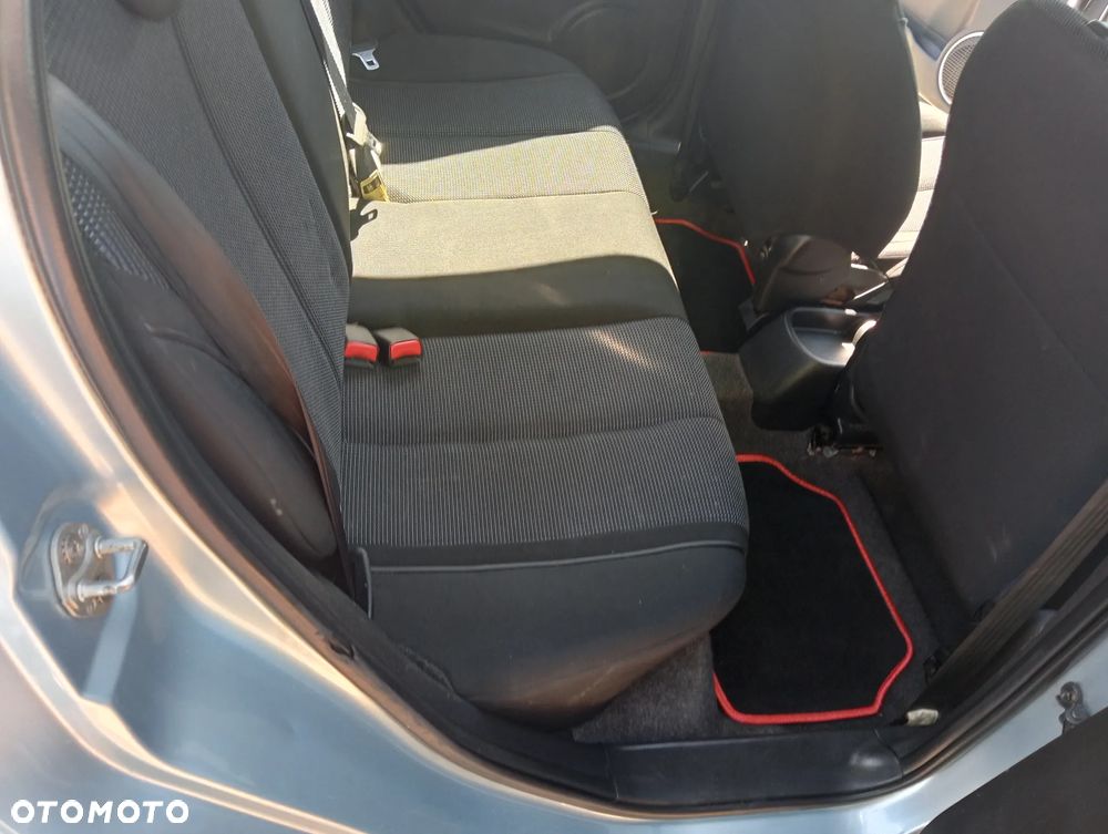Mazda 2 1.5 MZR Sports-Line - 13