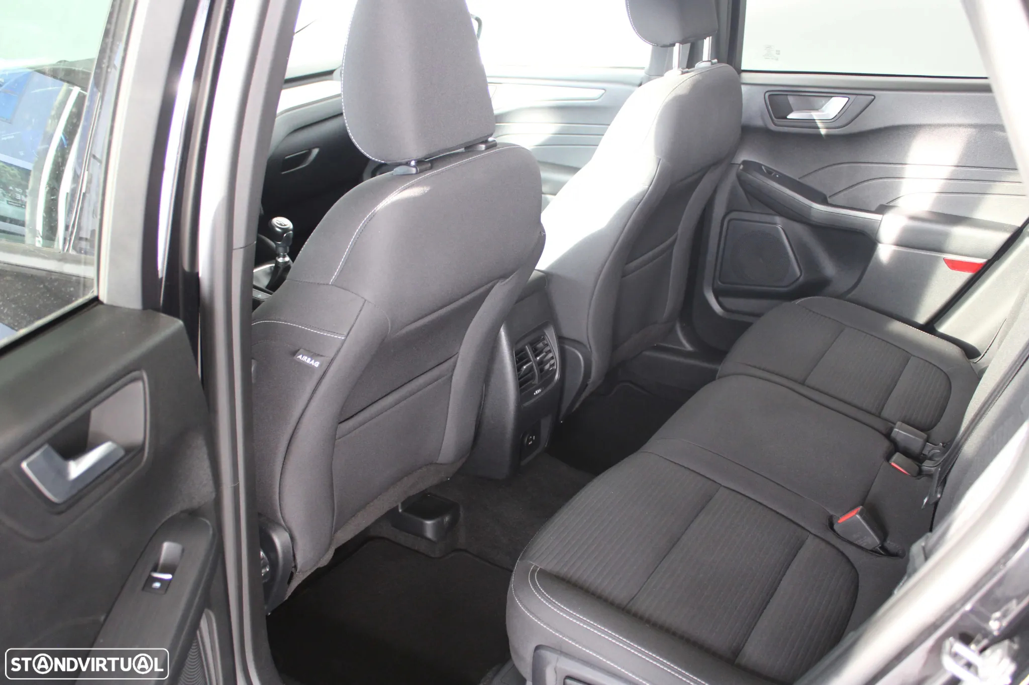Ford Kuga 1.5 TDCi EcoBlue Titanium - 20