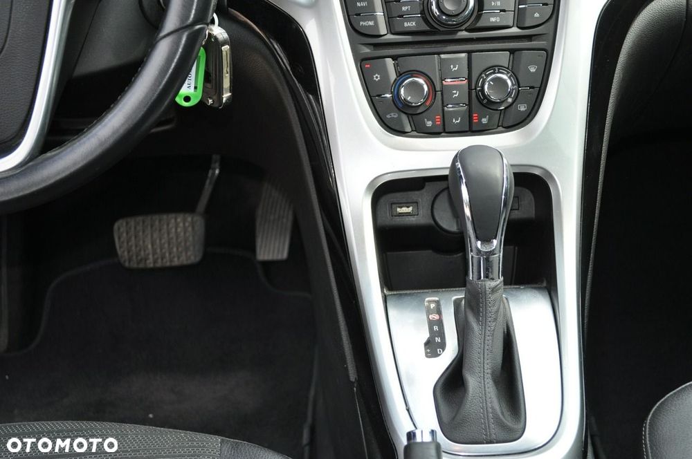 Opel Astra 1.6 Automatik Style - 19
