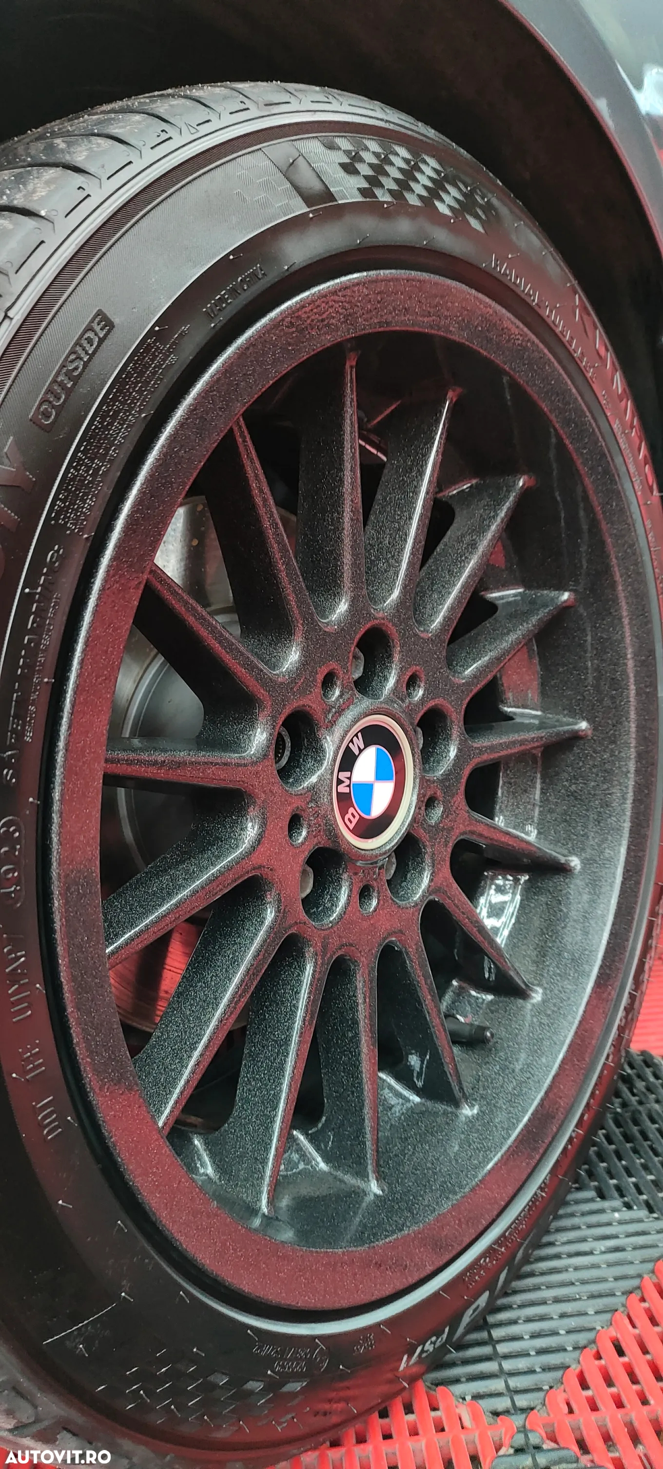 BMW Seria 3 320i - 24