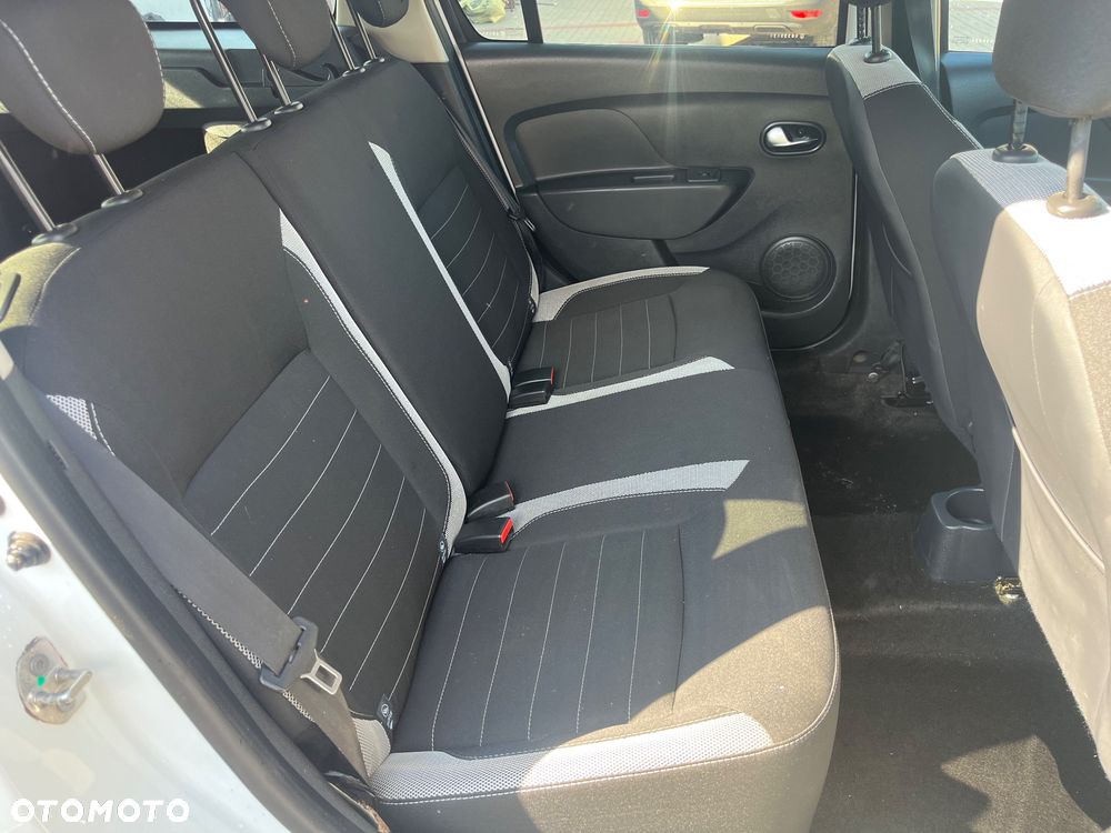 Dacia Logan dCi 90 S&S Stepway Celebration - 23