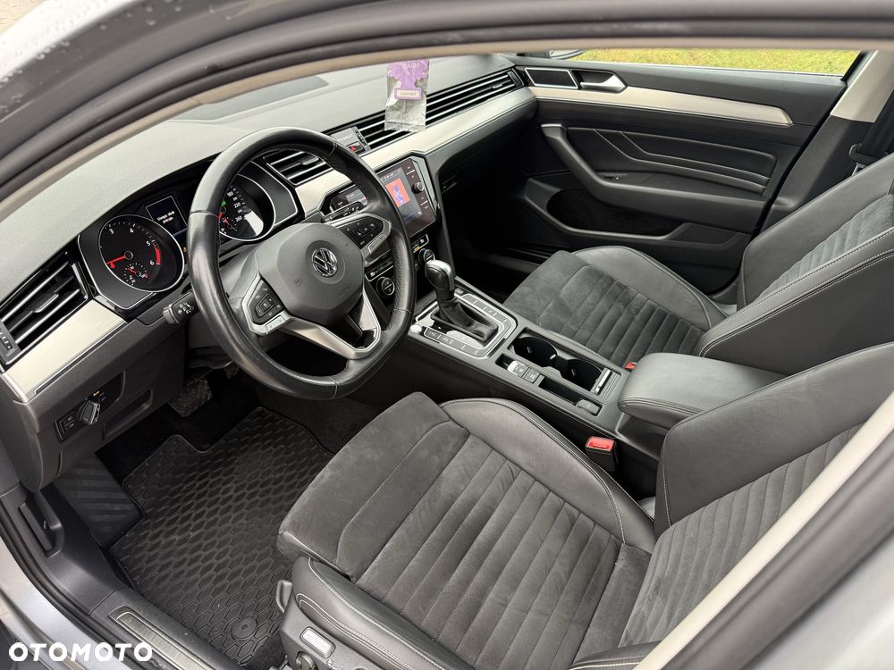 Volkswagen Passat - 6