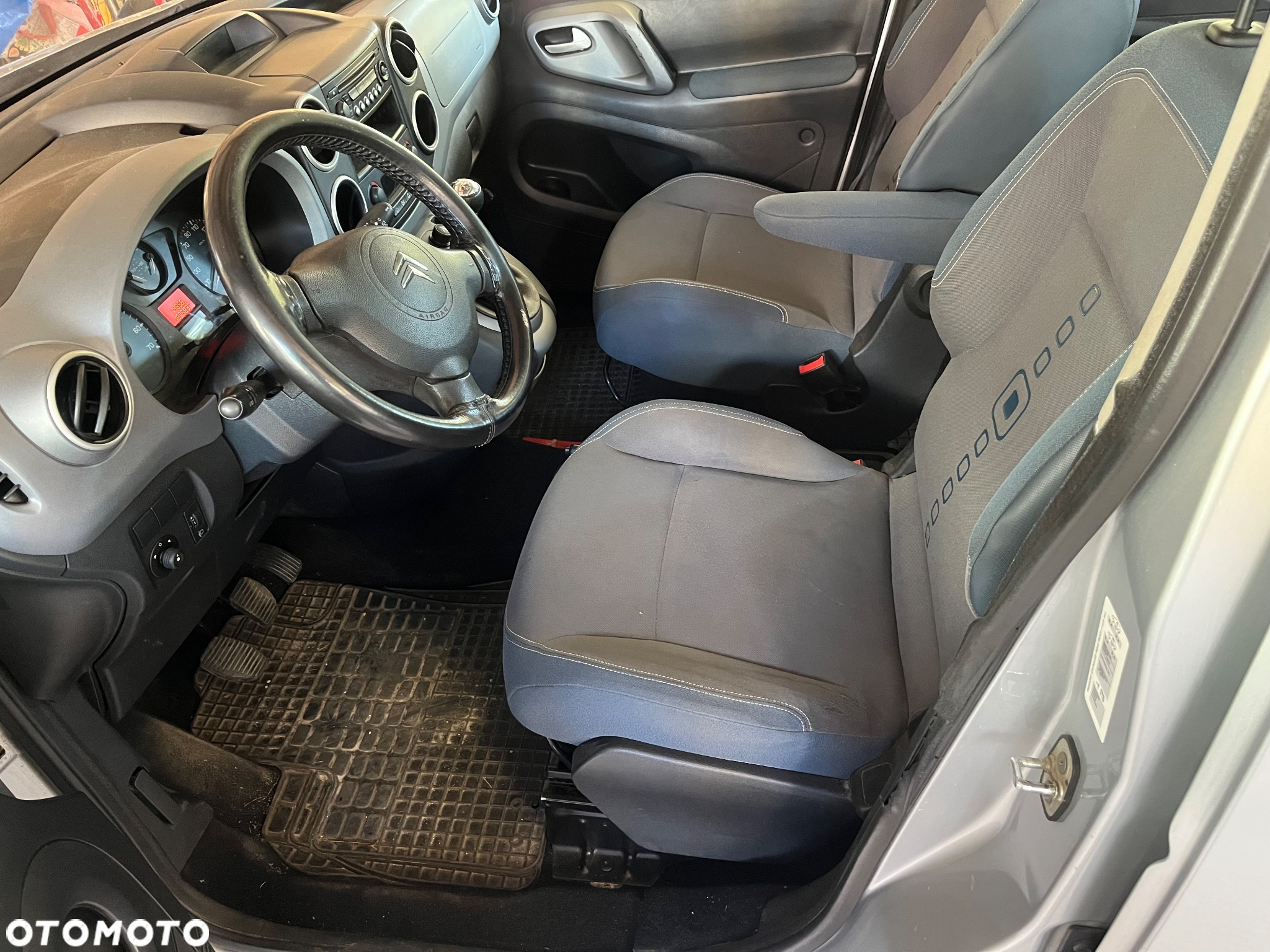Citroën Berlingo II 1.6 HDi Multispace - 6