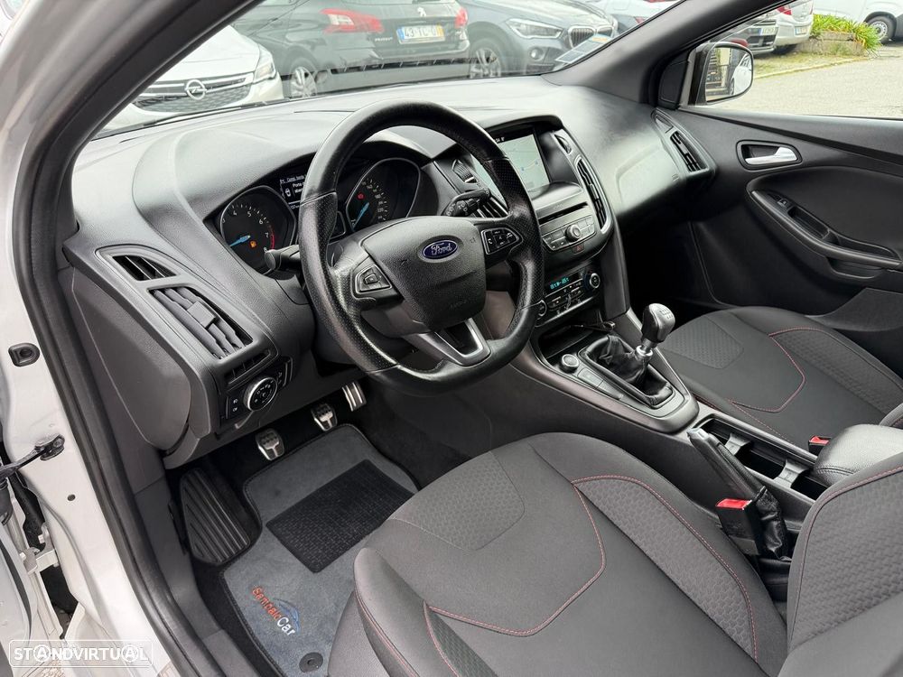 Ford Focus SW 1.0 EcoBoost MHEV ST-Line - 8