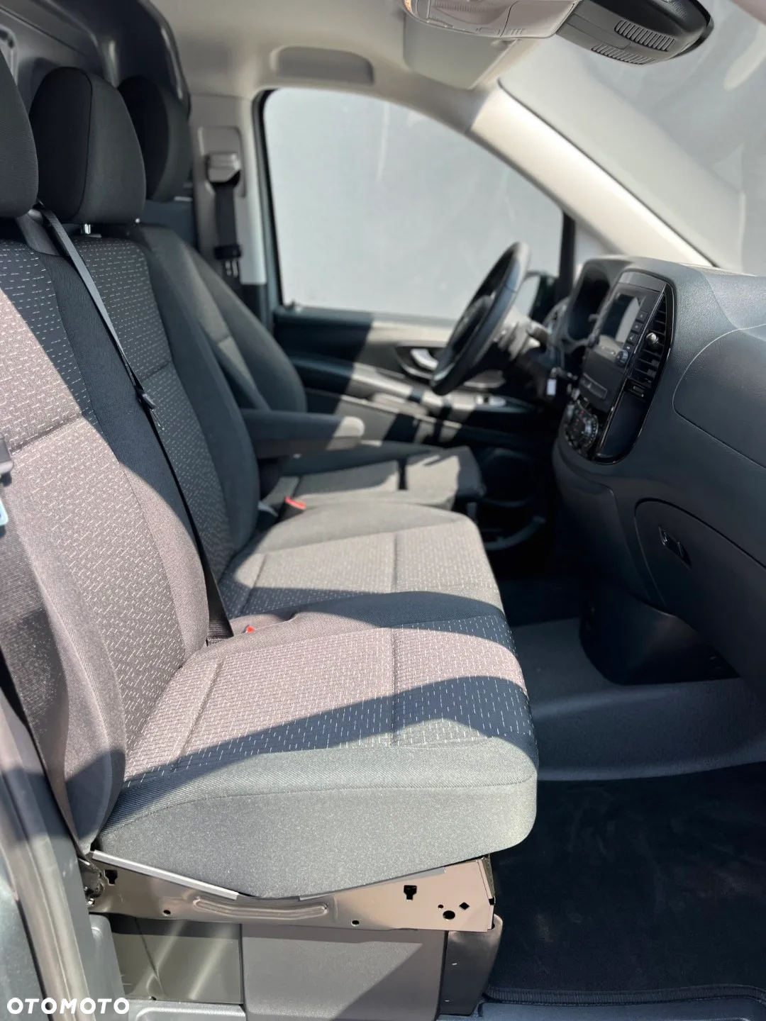 Mercedes-Benz Vito - 20