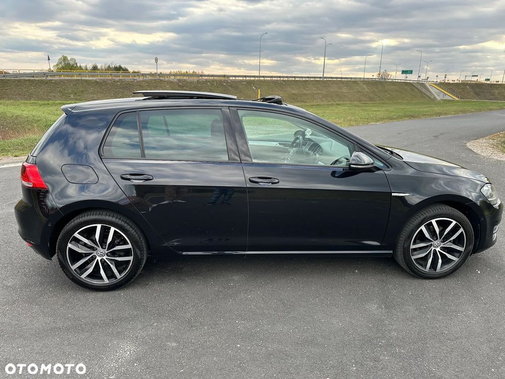 Volkswagen Golf 1.4 TSI BlueMotion Technology Cup - 23