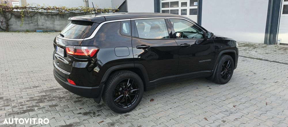 Jeep Compass 1.3T M6 2WD Longitude - 6
