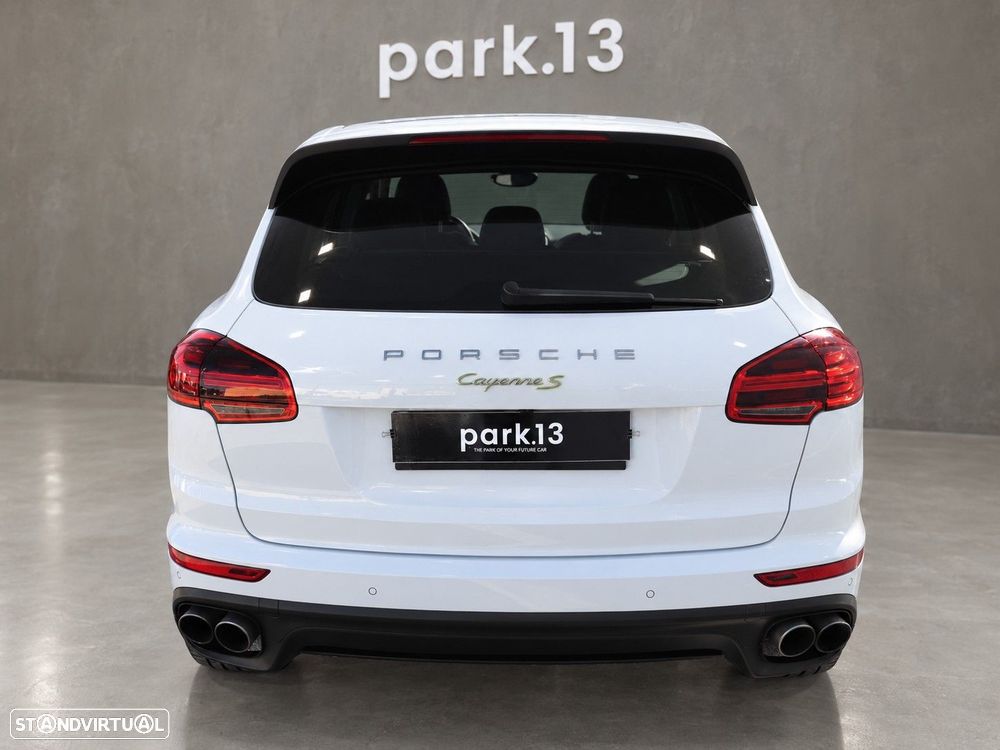 Porsche Cayenne S E-Hybrid Platinum Edition - 49