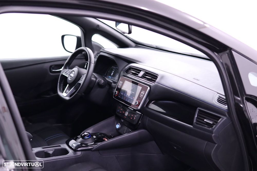 Nissan Leaf - 22