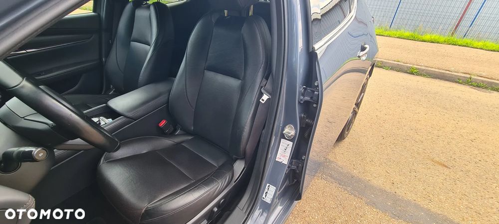 Mazda 3 2.0 mHEV Hikari - 13