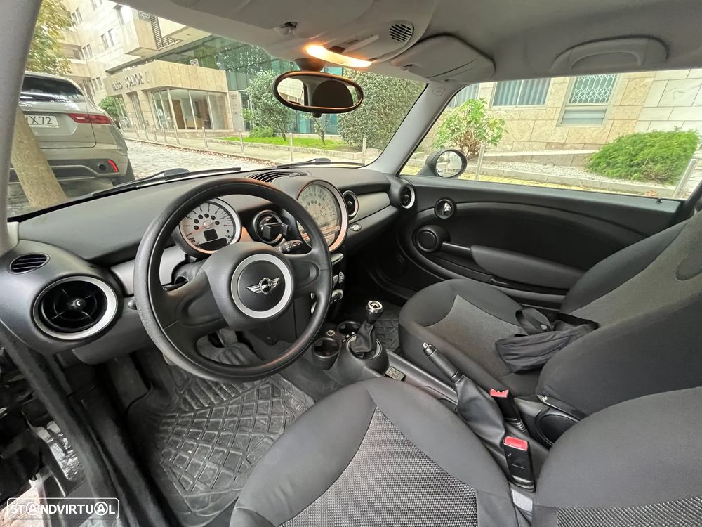 MINI 3 Portas One 1.4 - 16