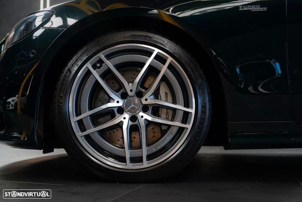 Mercedes-Benz E 53 AMG 4Matic+ - 11