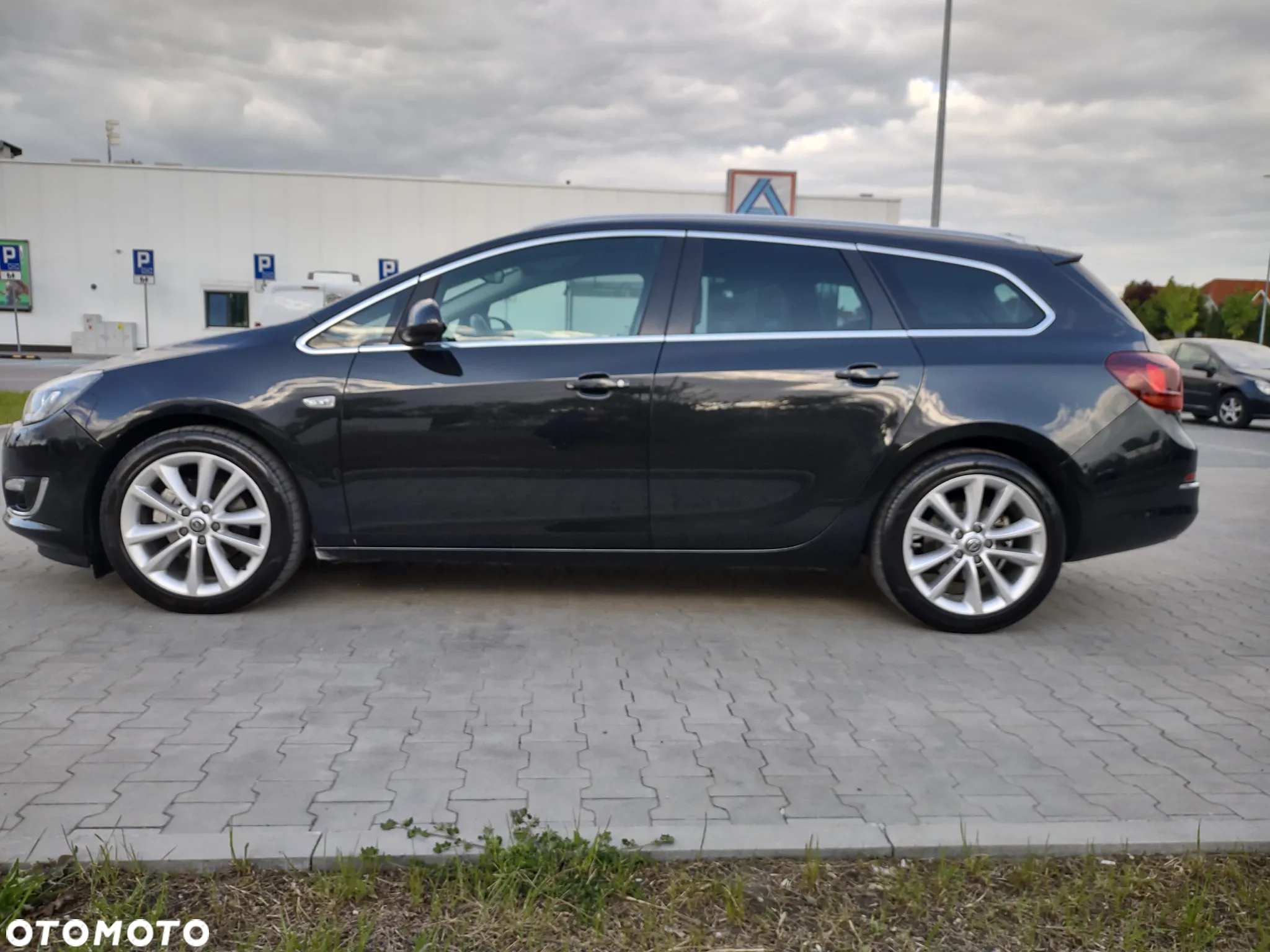 Opel Astra 2.0 CDTI DPF Sports Tourer - 11