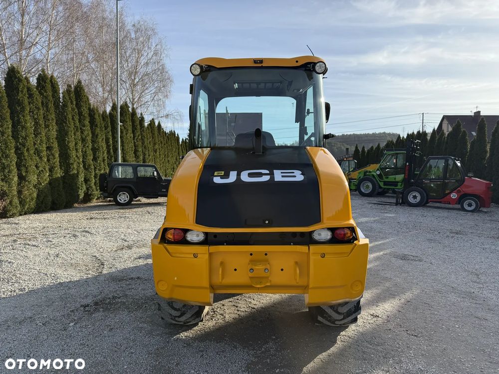 JCB TM 220 AGRI TELESKOP / 2016 ROK / TELESKOP / MAŁE GABARYTY / PIĘKNA / ZADBANA / SPROWADZONA Z NIEMIEC / PIĘKNIE UTRZYMANA / ORYGINAŁ / 180 300 310 320 330 Schaffer - 13