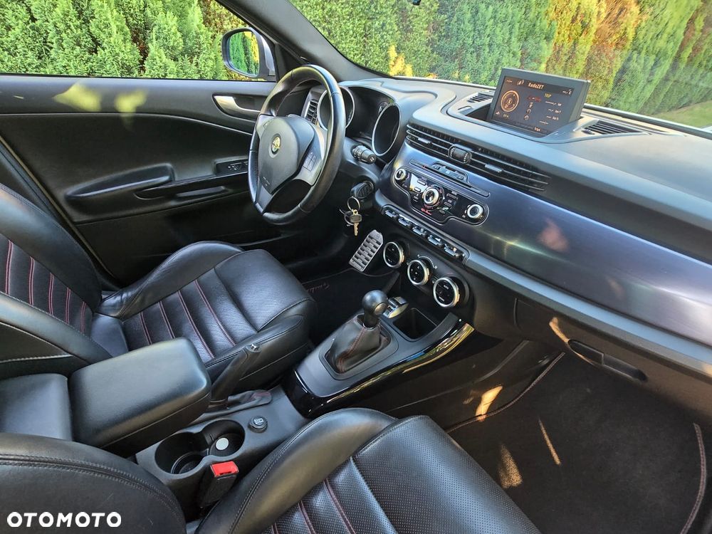 Alfa Romeo Giulietta 1.4 TB MultiAir Distinctive TCT - 4