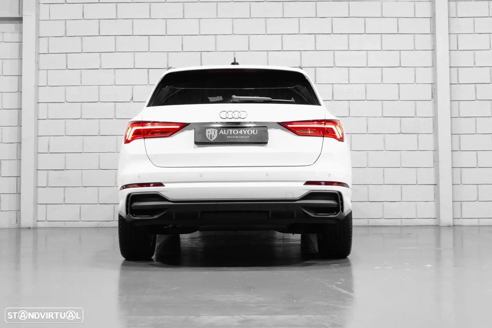 Audi Q3 45 TFSIe S line S tronic - 47