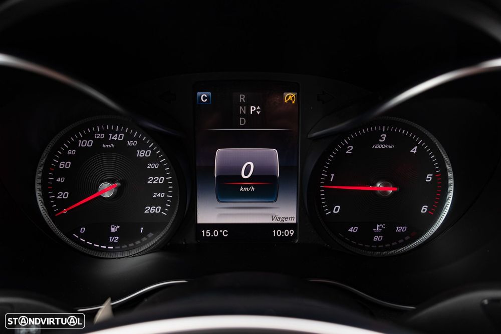 Mercedes-Benz GLC 250 d AMG Line 4-Matic - 32