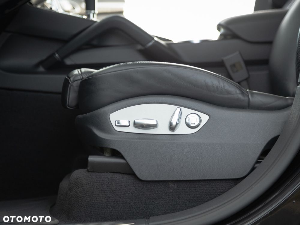 Porsche Cayenne Tiptronic S - 8