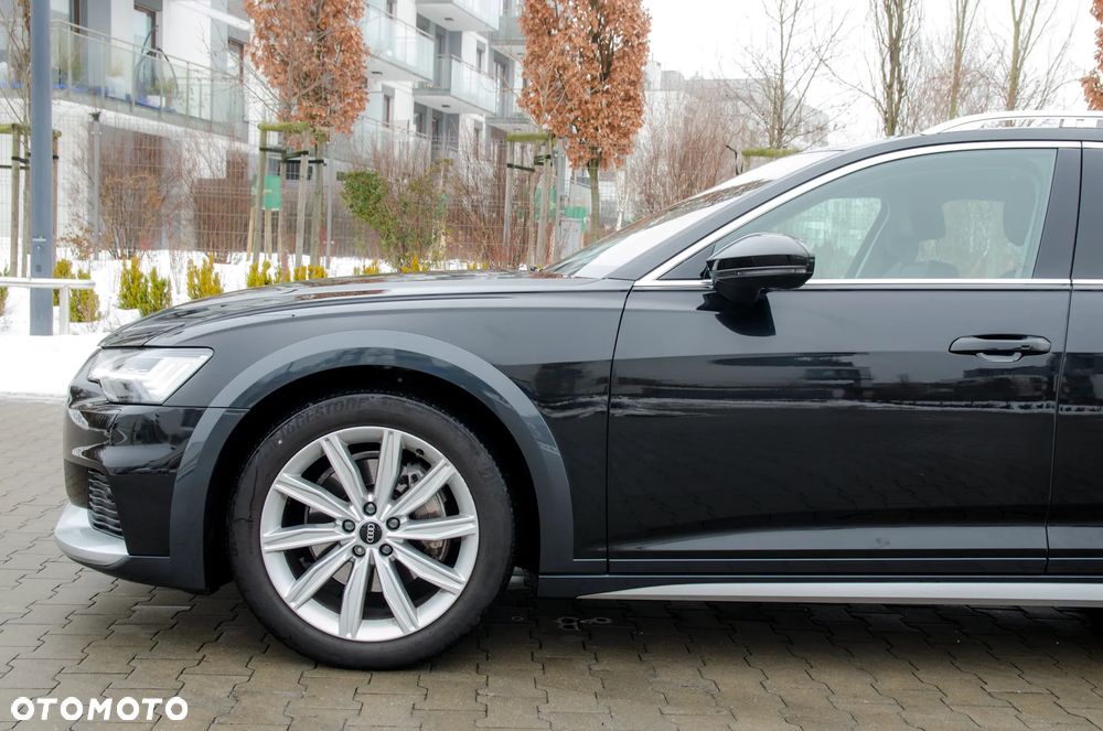 Audi A6 Allroad - 12