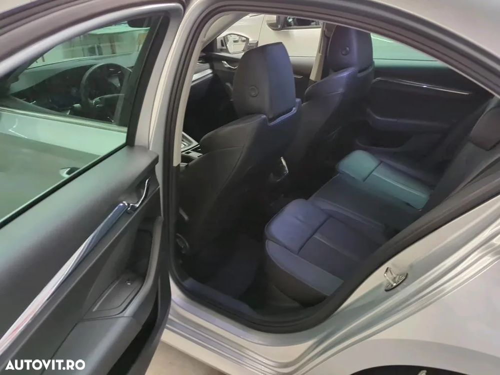 Skoda Octavia - 7
