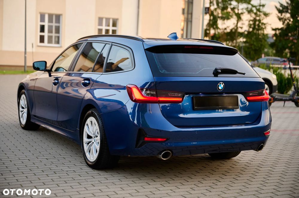 BMW Seria 3 - 10